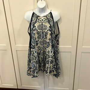 Sophie Max Sleeveless Swing Top Large